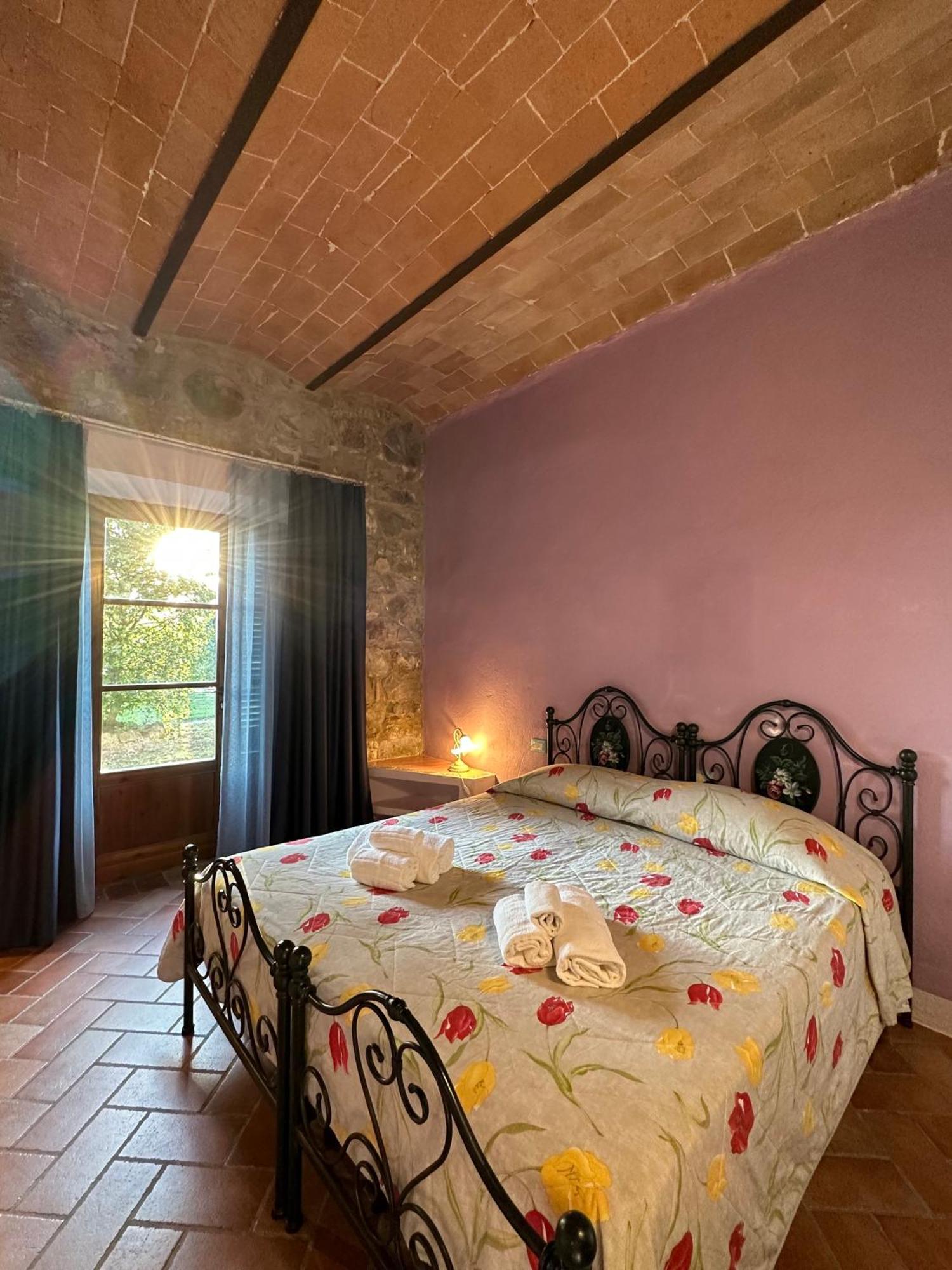 Borgo Tignano Apartment Casole d'Elsa Exterior photo